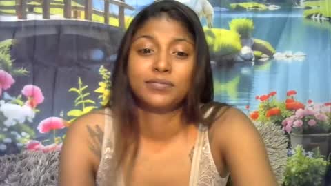 indianqtpie6 online show from July 2026 06:12:01 PM