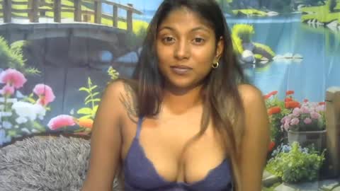 indianqtpie6 online show from July 2026 06:04:02 PM