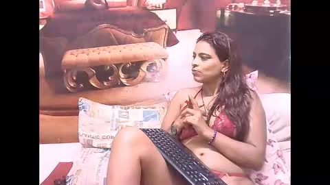 Snapshot of indiansexyass4u2luv chatting on January 2025 12:43:02 AM indiansexyass4u2luv online show from January 2025 12:43:02 AM