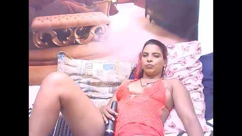 Snapshot of indiansexyass4u2luv chatting on February 2025 04:26:02 PM indiansexyass4u2luv online show from February 2025 04:26:02 PM