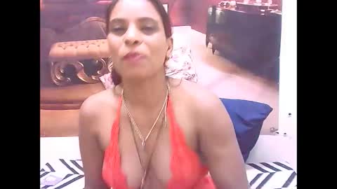 Snapshot of indiansexyass4u2luv chatting on February 2025 07:30:01 PM indiansexyass4u2luv online show from February 2025 07:30:01 PM