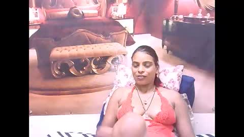 Snapshot of indiansexyass4u2luv chatting on February 2025 10:36:02 PM indiansexyass4u2luv online show from February 2025 10:36:02 PM