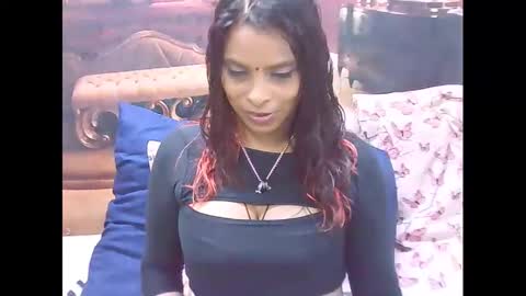 Snapshot of indiansexyass4u2luv chatting on February 2025 03:31:02 PM indiansexyass4u2luv online show from February 2025 03:31:02 PM