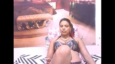 Snapshot of indiansexyass4u2luv chatting on March 2025 06:12:01 PM indiansexyass4u2luv online show from March 2025 06:12:01 PM