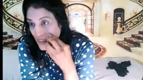 Snapshot of indiansexysmyle chatting on May 2026 05:57:02 AM Azi online show from May 2026 05:57:02 AM