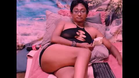 Shreya online show from February 2025 08:47:02 PM