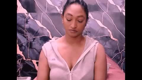 Shreya online show from October 2025 11:11:02 PM