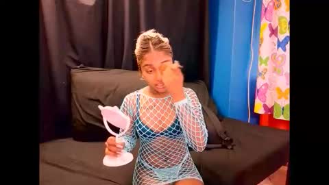 indiansumaya29 online show from February 2026 06:08:01 AM