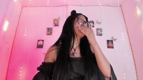 Luna  online show from June 2026 03:17:01 AM
