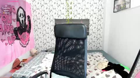 Snapshot of iness_lex chatting on June 2026 09:47:02 AM iness_lex online show from June 2026 09:47:02 AM
