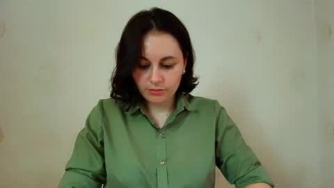 Snapshot of inessa_beauty chatting on April 2026 08:10:01 AM Inessa online show from April 2026 08:10:01 AM