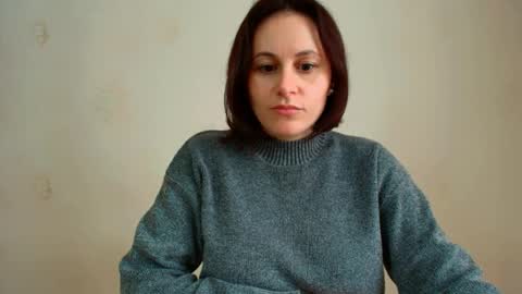 Snapshot of inessa_beauty chatting on April 2026 10:46:01 AM Inessa online show from April 2026 10:46:01 AM