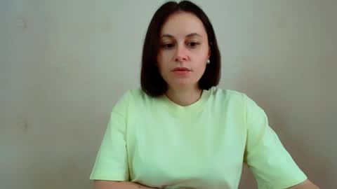 Snapshot of inessa_beauty chatting on April 2026 10:41:02 AM Inessa online show from April 2026 10:41:02 AM