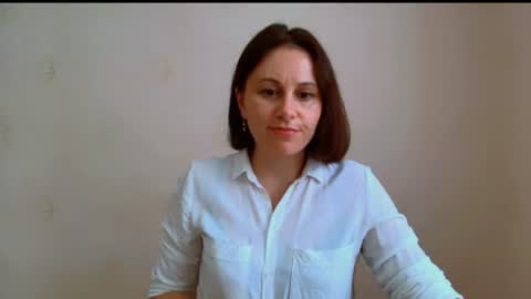 Inessa online show from June 2026 01:34:02 PM