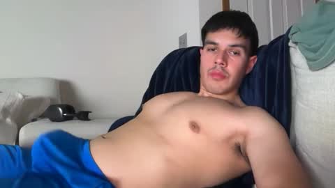 Lucas online show from October 2025 05:02:02 AM