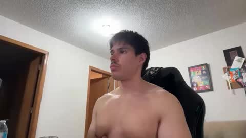 Lucas online show from April 2026 03:33:01 AM