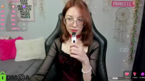 Mia online show from May 2026 12:34:01 PM