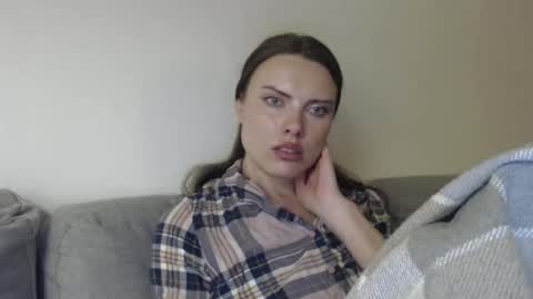 Sweet girl online show from April 2026 09:21:02 PM