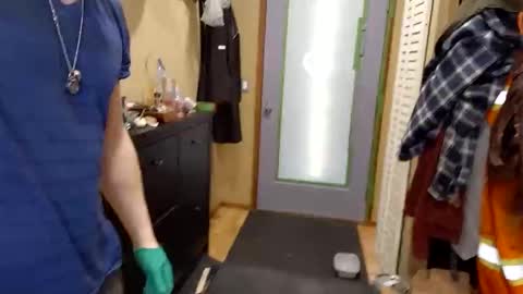 Snapshot of info_chat chatting on December 2025 08:57:02 PM sir. Grummps online show from December 2025 08:57:02 PM