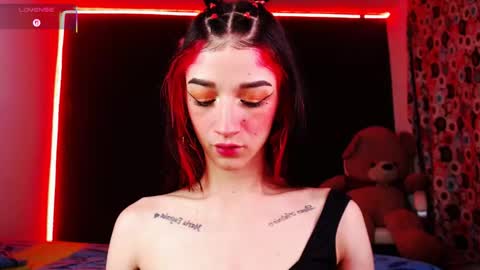 Snapshot of ingrid_zese chatting on November 2025 04:51:01 PM Ingrid Zese online show from November 2025 04:51:01 PM