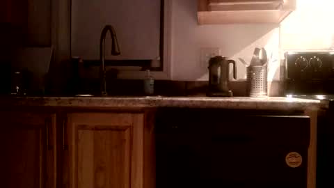 inhalation_exhalation online show from October 2025 07:41:02 AM