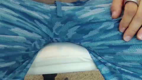 Snapshot of injmolder2 chatting on December 2025 02:26:01 PM Hanging Out online show from December 2025 02:26:01 PM