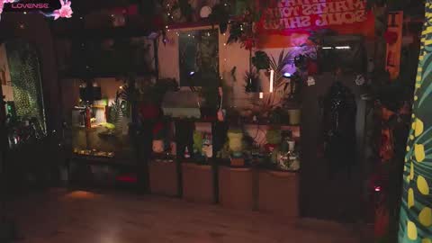 Snapshot of ink_bloom chatting on October 2025 02:37:02 AM Im Stacy FOLLOW MY FANSLY FOR MORE online show from October 2025 02:37:02 AM