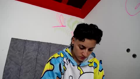 lyan onlyfans n linda online show from December 2025 06:57:02 PM