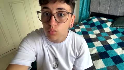 lyan onlyfans n linda online show from May 2026 04:37:01 PM