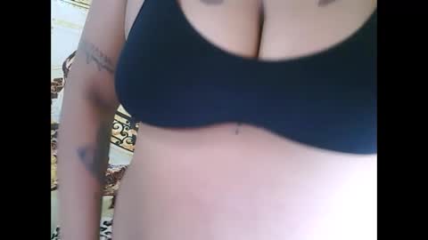 Kim online show from November 2025 05:17:01 AM