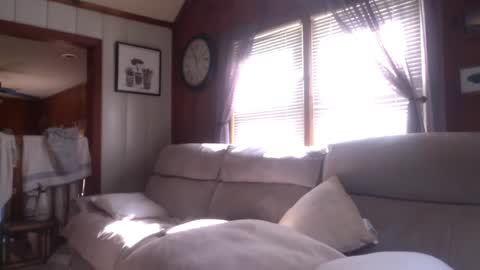 InMyBackyard online show from October 2025 05:43:02 PM