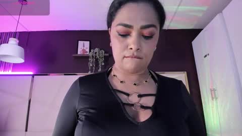 Snapshot of inndrahot chatting on November 2025 04:18:01 AM Indra online show from November 2025 04:18:01 AM