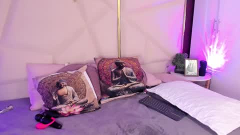 Snapshot of inndrahot chatting on March 2026 04:27:01 AM Indra online show from March 2026 04:27:01 AM