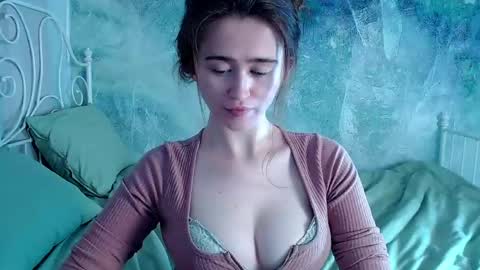 Lina online show from May 2026 11:34:04 PM