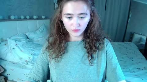Lina online show from May 2026 04:04:01 PM