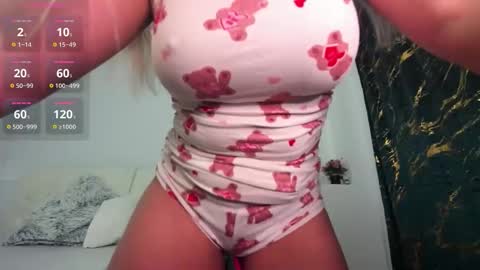 Snapshot of innocent_angell chatting on March 2026 10:27:02 PM Eva online show from March 2026 10:27:02 PM