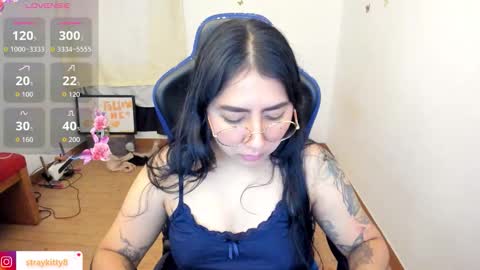 Luna        online show from February 2026 05:05:02 PM