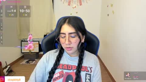 Luna        online show from April 2026 10:42:02 PM