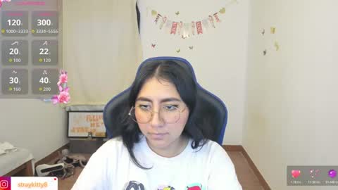 Luna        online show from July 2026 08:11:01 PM
