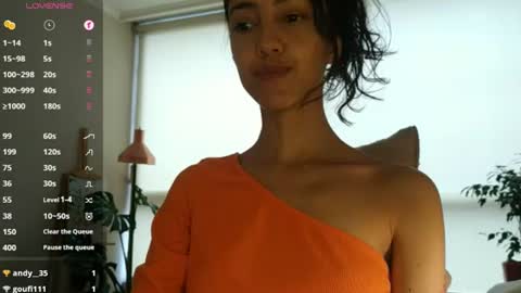 Laroa online show from July 2026 07:50:01 PM