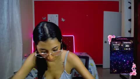 Snapshot of inocent_luna chatting on January 2025 02:50:02 AM Luna moon online show from January 2025 02:50:02 AM