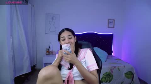 Snapshot of inocent_luna chatting on December 2025 04:52:01 AM Luna moon online show from December 2025 04:52:01 AM