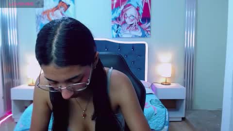 Snapshot of inocent_luna chatting on February 2026 08:18:01 PM Luna moon online show from February 2026 08:18:01 PM