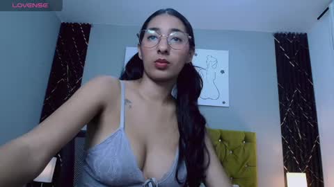 Luna moon online show from April 2026 06:05:01 AM