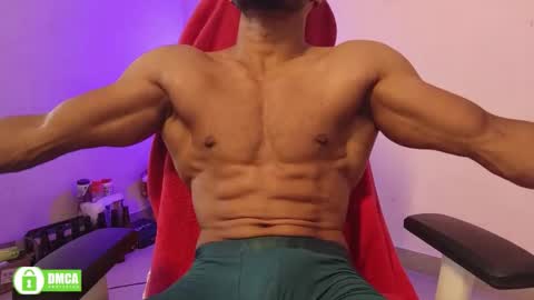 Snapshot of insanestud_miles chatting on November 2025 06:45:02 AM Miles online show from November 2025 06:45:02 AM