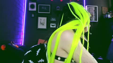   SANIA  online show from December 2024 05:06:02 PM