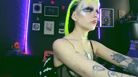   SANIA  online show from December 2024 05:51:01 PM