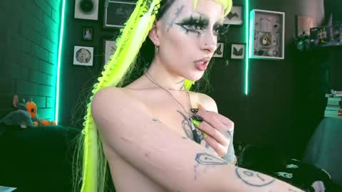   SANIA  online show from January 2025 06:46:01 PM