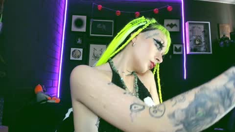   SANIA  online show from January 2025 05:28:02 PM