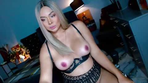 insatiable_queen16 online show from May 2026 07:34:01 PM